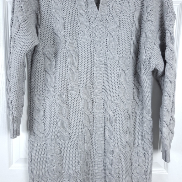 Long Sleeve Knitted Midi Dress - Picture 5 of 10